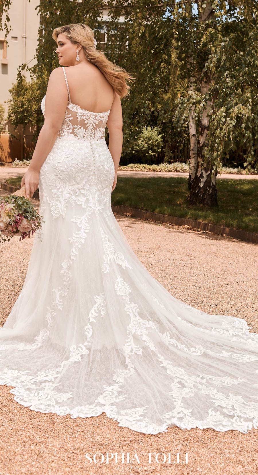 Best Plus Size Fitted Wedding Dresses of all time Check it out now 